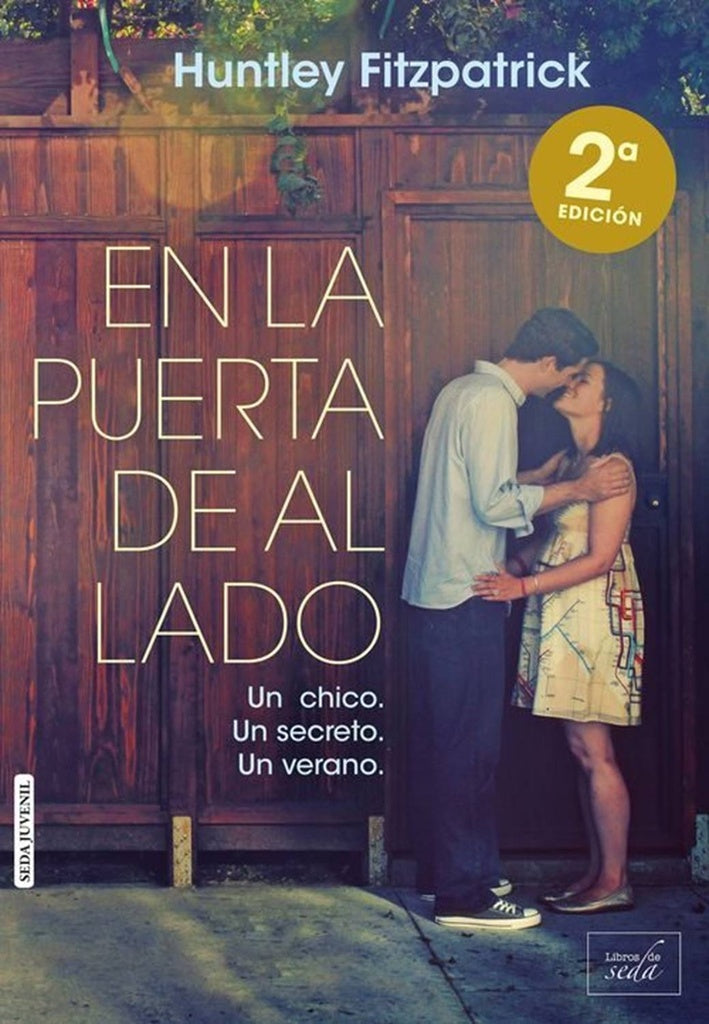 En la puerta de al lado* | HUNTLEY FITZPATRICK