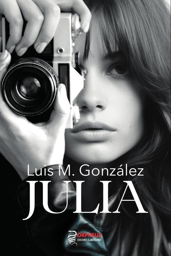 Julia | Luis María González