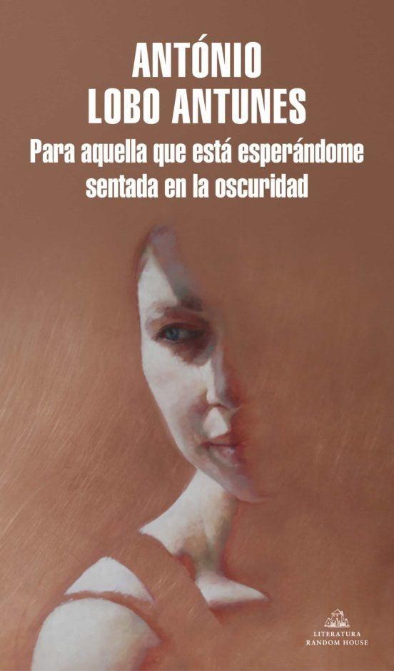 Para aquella que está esperándome sentada en la oscuridad.c | António Lobo Antunes