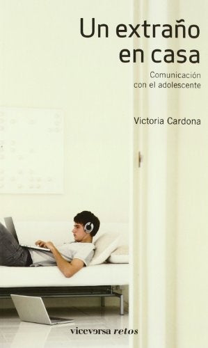 UN EXTRAÑO EN CASA | Victoria  Cardona