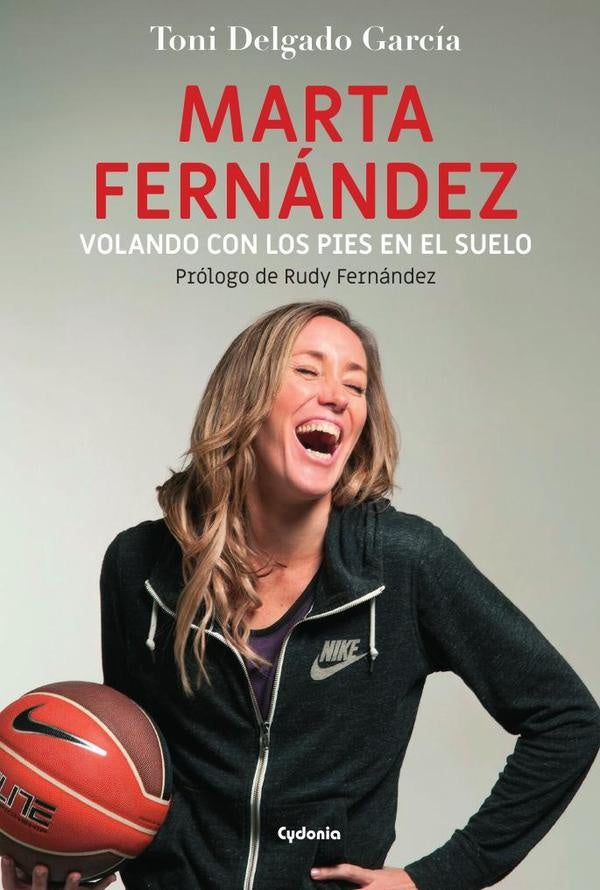 Marta Fernández: volando con los pies en el suelo | García, Delgado García