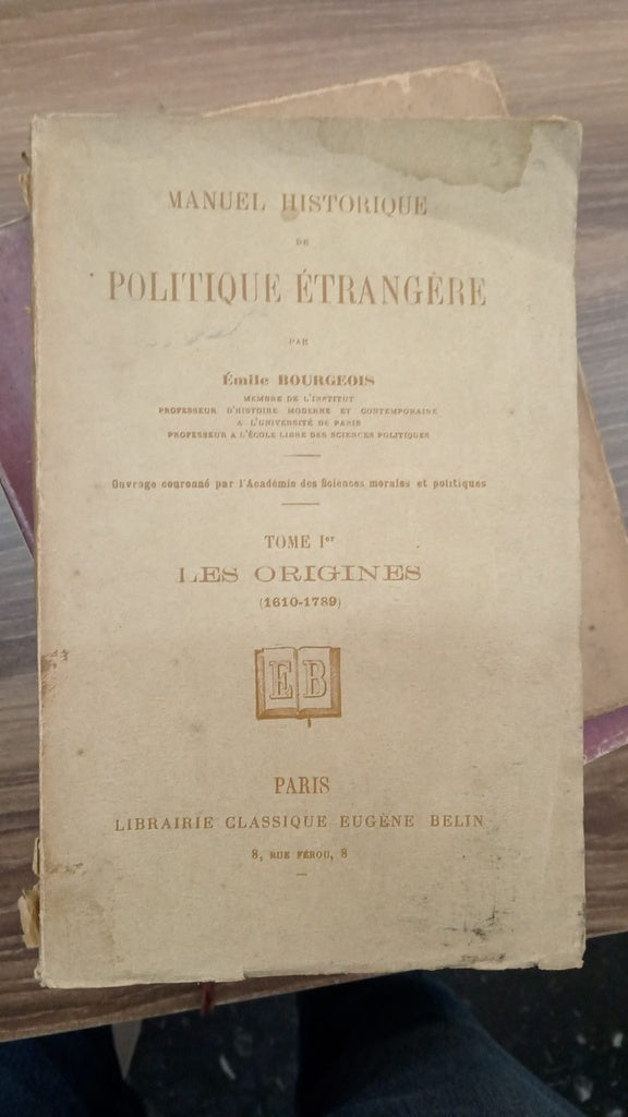 MANUEL HISTORIQUE DE POLITIQUE ÉTRANGERE